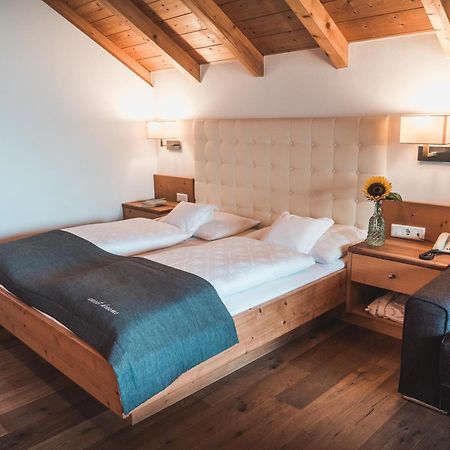 Small Hotel Sonne Tirolo Ngoại thất bức ảnh